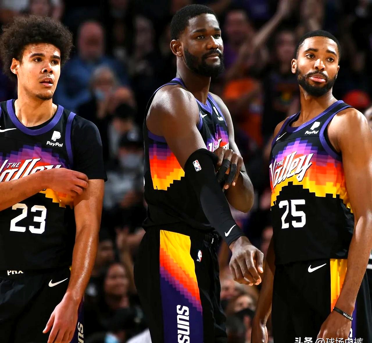 NBA勇士队领先太阳队，取得赛季最佳成绩