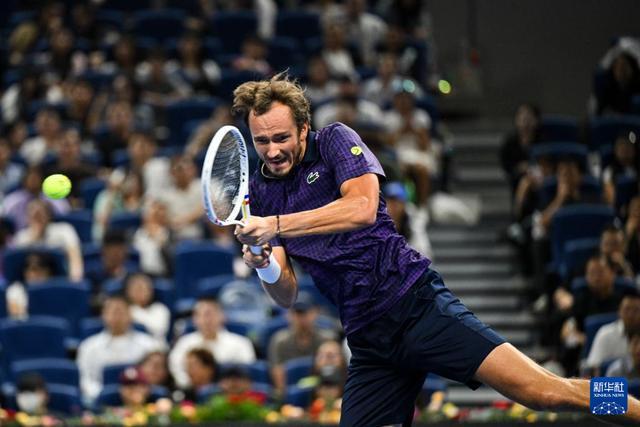 金年会-世界网球队强势美国网球队,梅德韦杰夫制霸全场的简单介绍