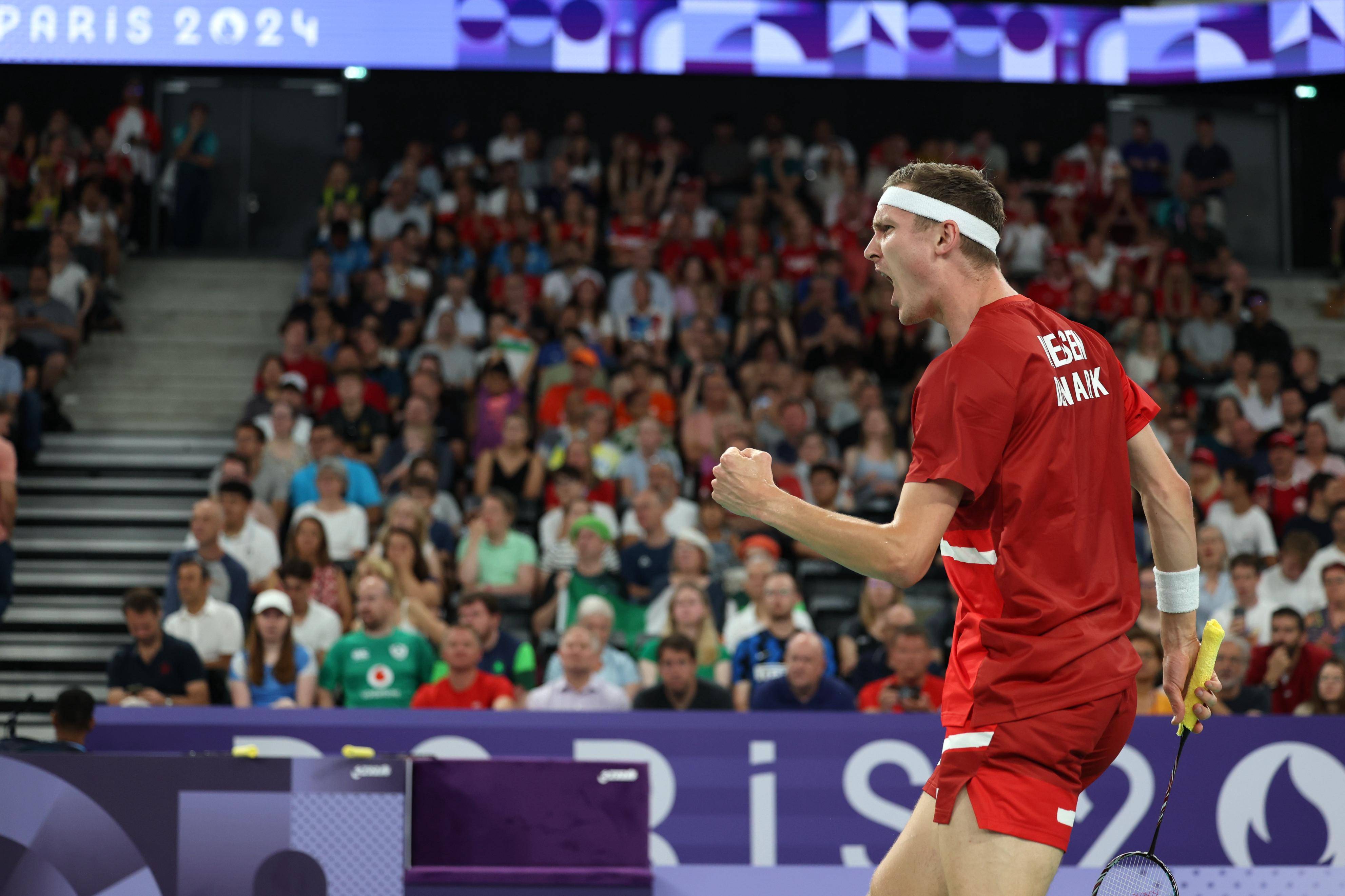 金年会电子-包含英格兰羽毛球队鏖战泰国羽毛球队,谌龙打破历史纪录的词条