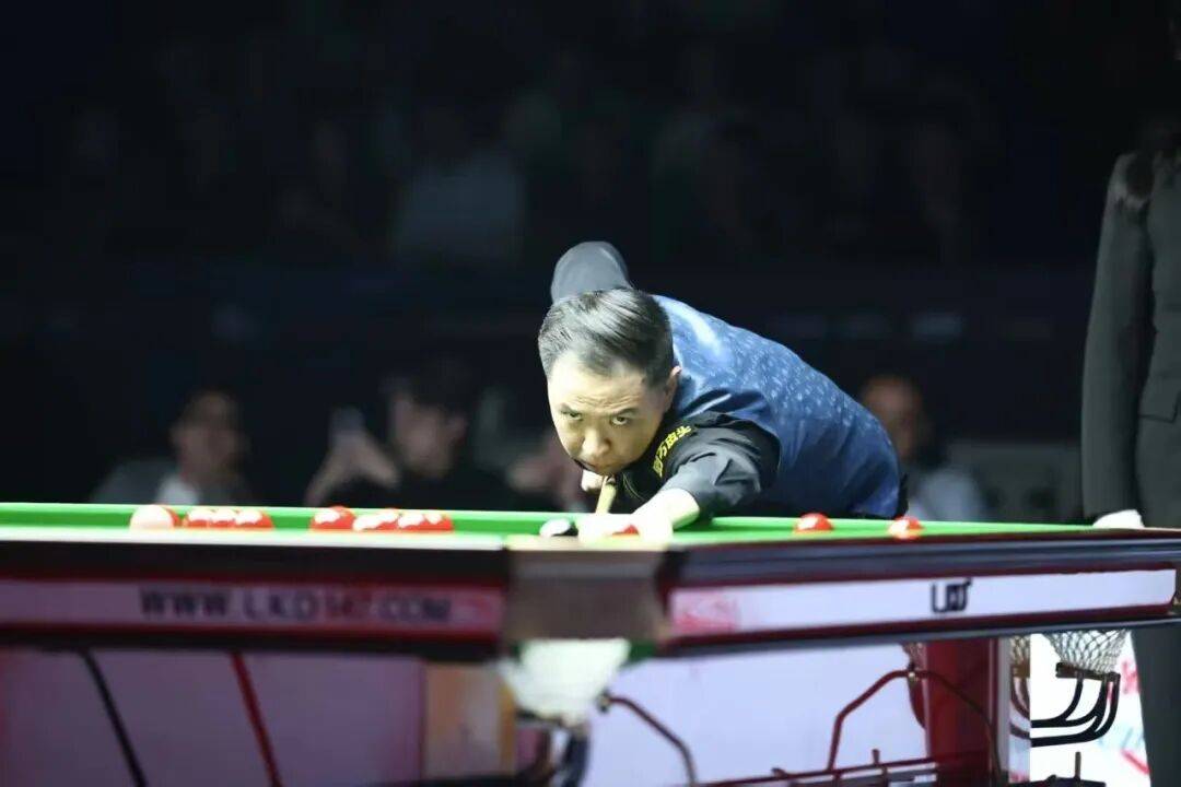 sports jnh-威廉姆斯鏖战红牛车队，诺里斯高光表现