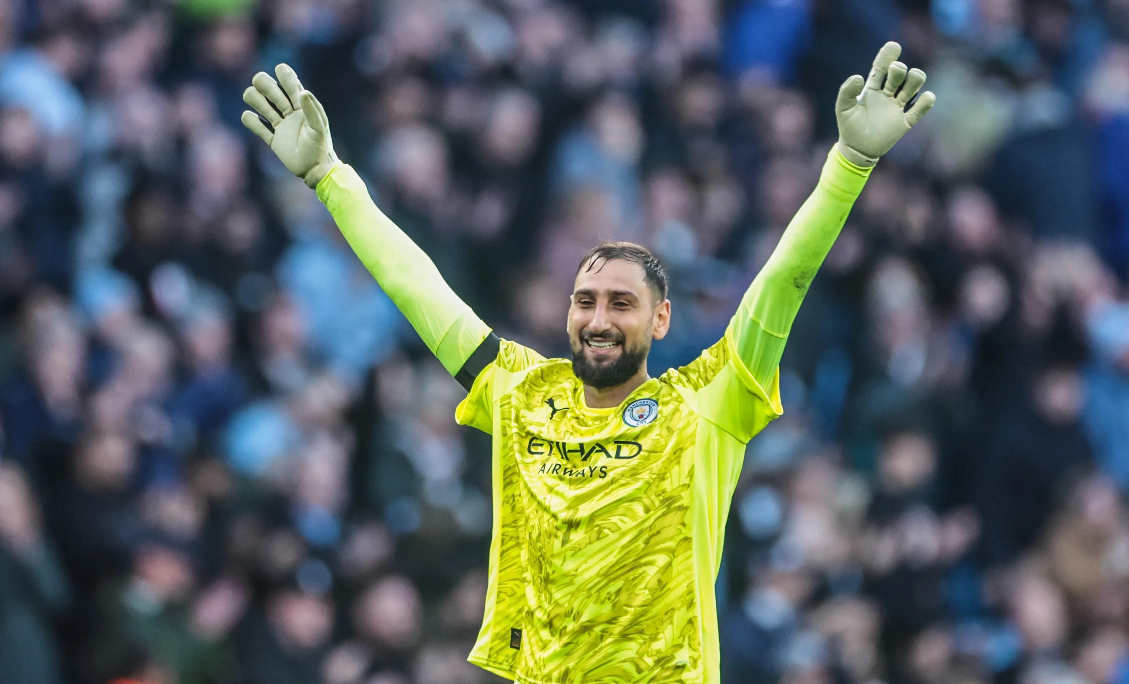 中国鏖战那不勒斯，哈兰德关键制胜