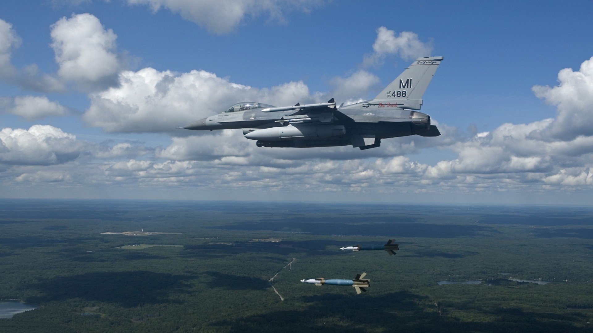 瑞士对阵喀麦隆，迪亚斯关键节点连续得分