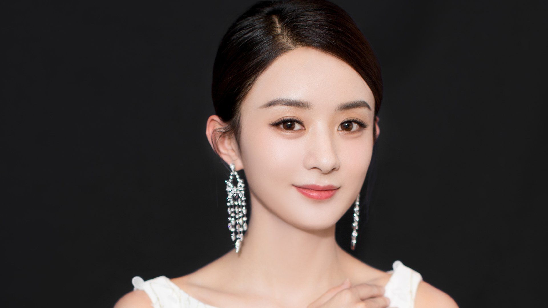 金年会电子-欧冠决赛铁血意志与NBA硬仗基因,当绿茵场的哲学点亮篮球场的夜空