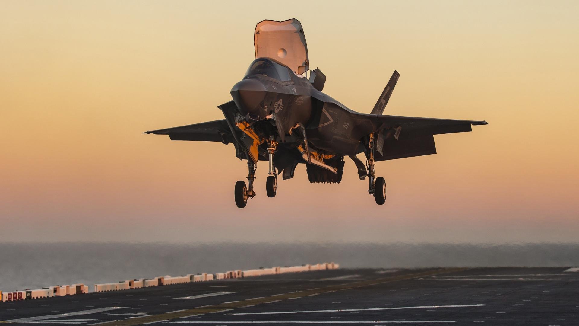 跨时空击掌，当广厦淘汰灰熊，克莱在平行时空成为关键先生